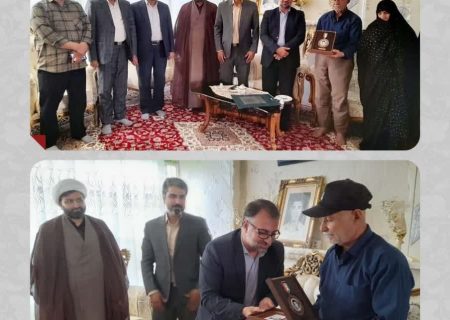 سرکشی و اهداء نشان سرو به خانواده معظم شهید حمیدرضا بهرامی