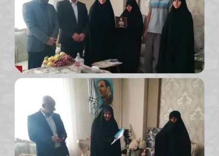 سرکشی و اهداء نشان سرو به خانواده معظم شهید علی خوش لفظ