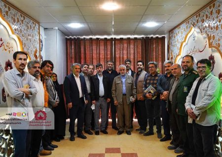 نشست مدیرکل و کارکنان صدا و سیما مرکز همدان با دبیر اجرایی و اعضا ستاد کنگره ملی هشت هزار شهید استان همدان